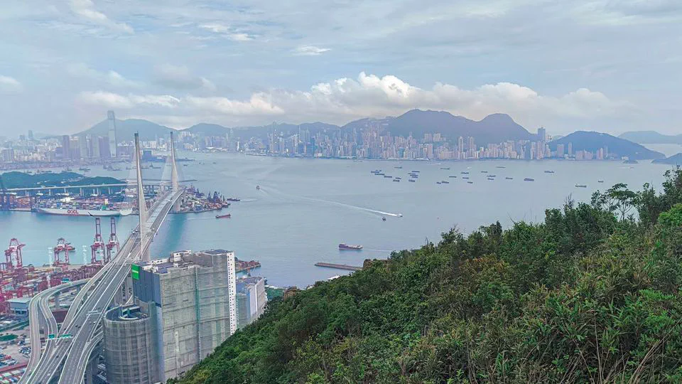 Hiking in Tsing Yi